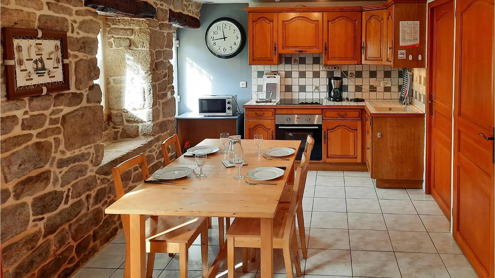 Ferienhaus Stunning Home In Plouhinec With Kitchen